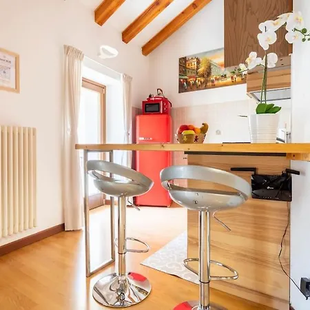 Lägenhet Entreville Centro Citta Aosta