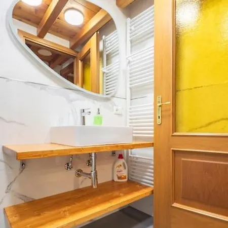 Appartement Entreville Centro Citta