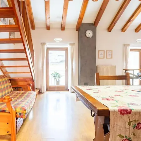 Entreville Centro Citta * אאוסטה